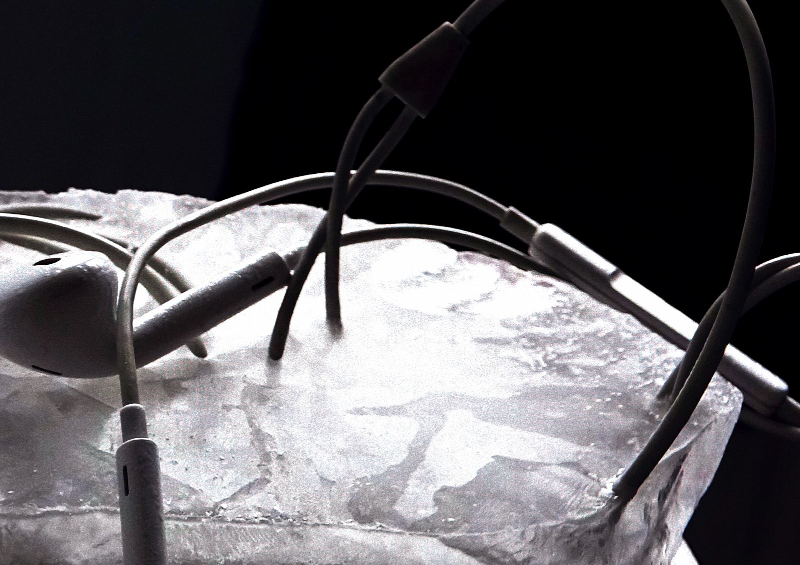 United In Flames cover artwork: United In Flames w Lena South and Malibu (2025-04-17)